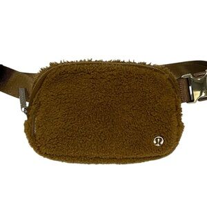 Lululemon Everywhere Brown Sherpa Belt Bag